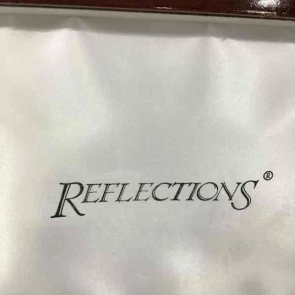 Reflections Black & Golden 2 Writing Pens and Desk Clock Set with Case - Picture 9 of 9